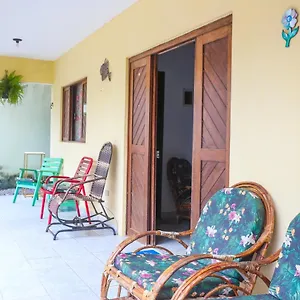 https://km-hostel.portodegalinhashotels.com